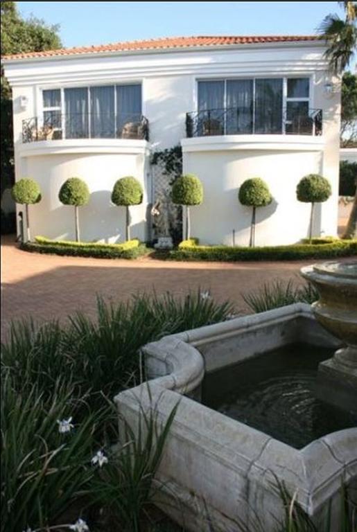 Luxury Beach Apartments Amanzimtoti Exterior photo